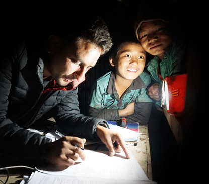 Hilfsprojekt Nepal: Solarlampe