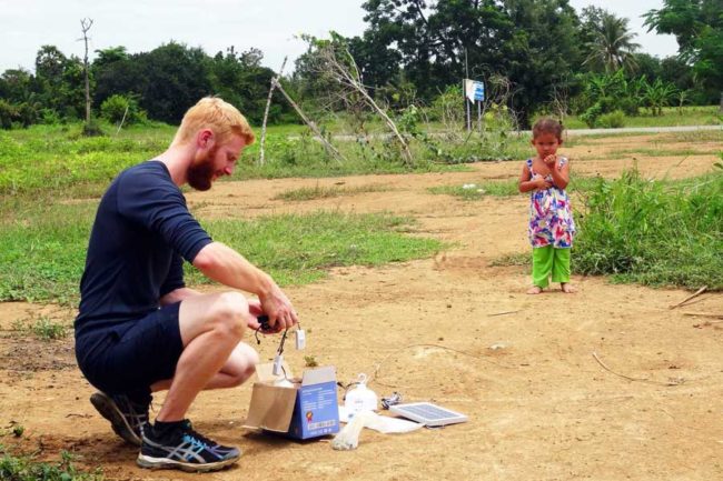 Kambodscha-SunHelp-Kind-Armut